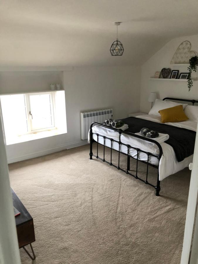 Seren Cottage 兰盖夫尼 外观 照片